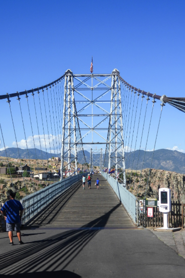 The tour arrival area on the rim of the Royal Gorge
